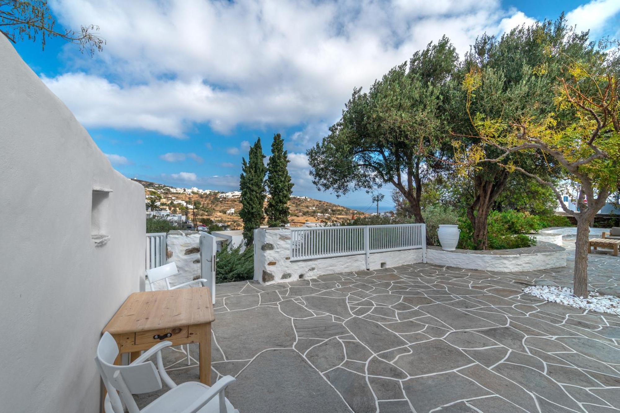 Rabagas Suites Luxury - In The Heart Of Sifnos 아폴로니아 외부 사진