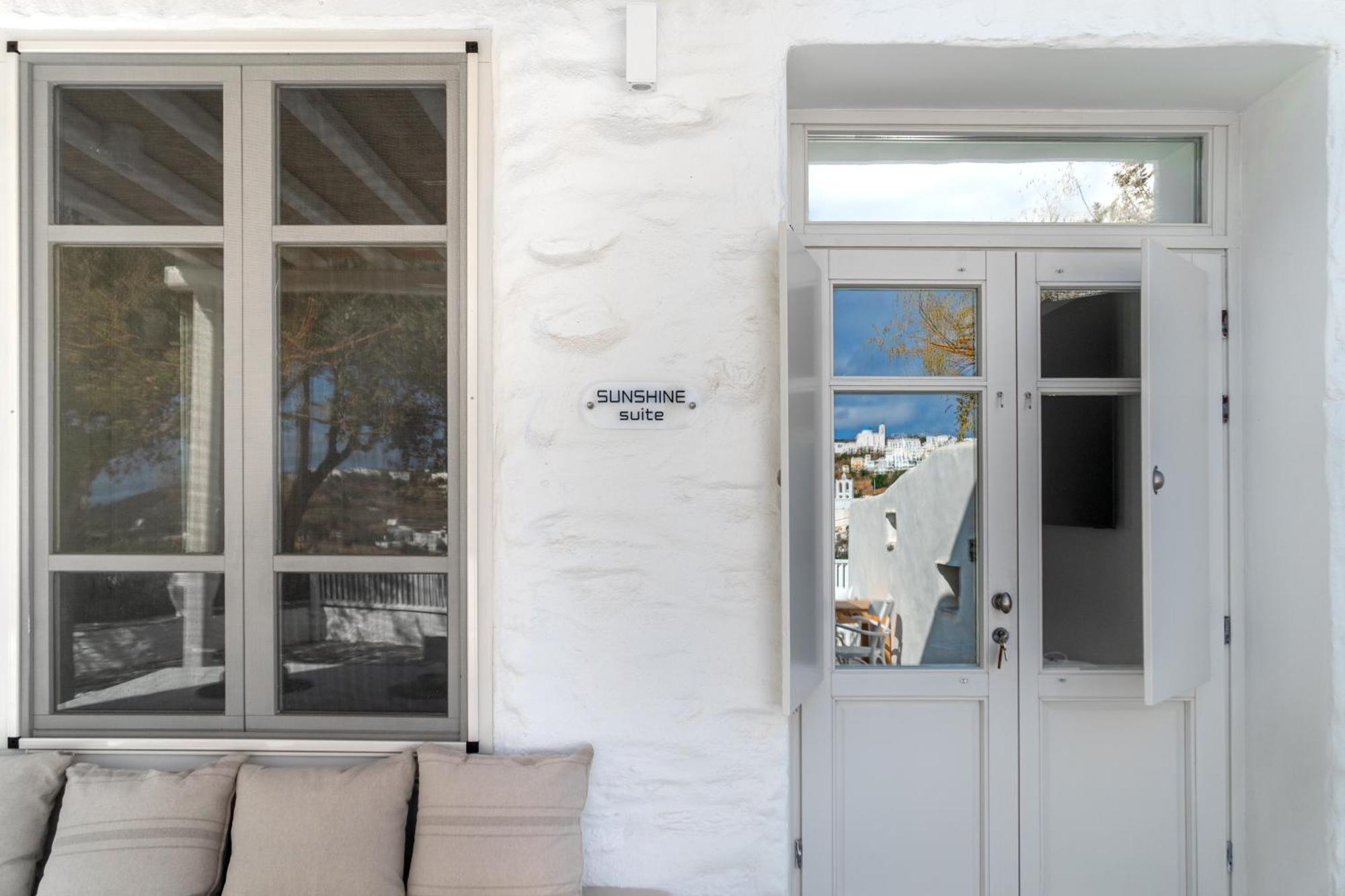 Rabagas Suites Luxury - In The Heart Of Sifnos 아폴로니아 외부 사진